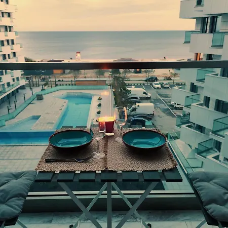 Cornelia Seaview Spa&pool In Infinity Mamaia