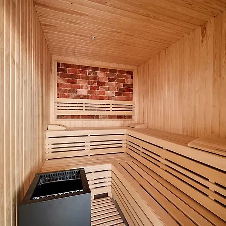 Cornelia Seaview Spa&pool In Infinity Apartment