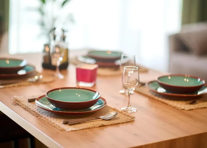 Cornelia Seaview Spa&pool In Infinity Apartment