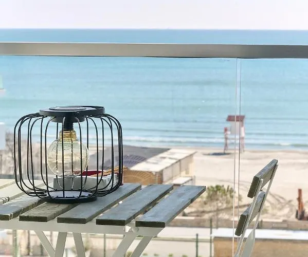 Cornelia Seaview Spa&pool In Infinity Mamaia