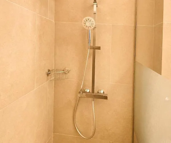 Cornelia Seaview Spa&pool In Infinity Mamaia