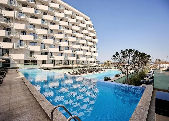 Cornelia Seaview Spa&pool In Infinity Mamaia